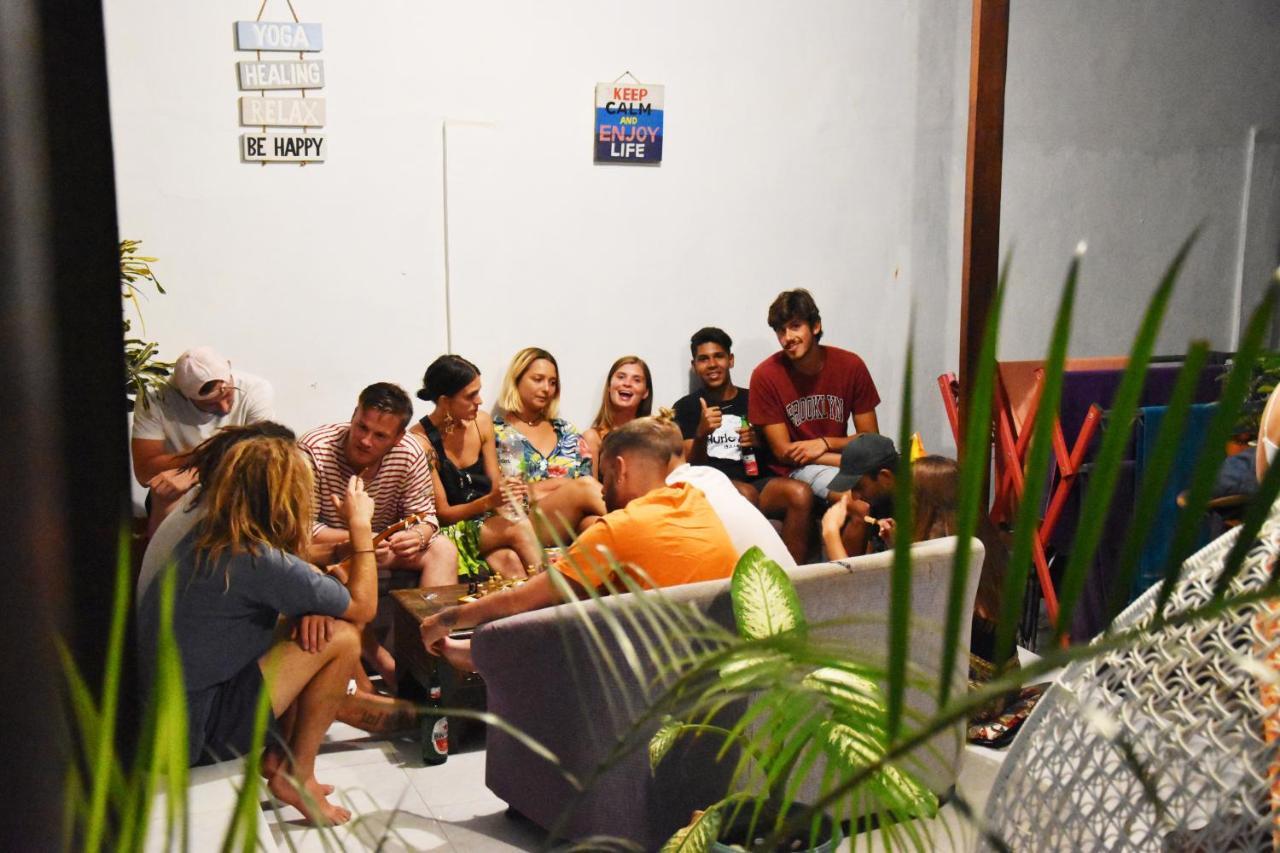 Hostel Нуса Пенида Экстерьер фото